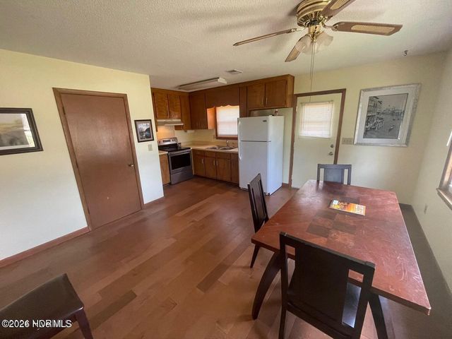 141 NE 33rd Street, Oak Island, NC 28465