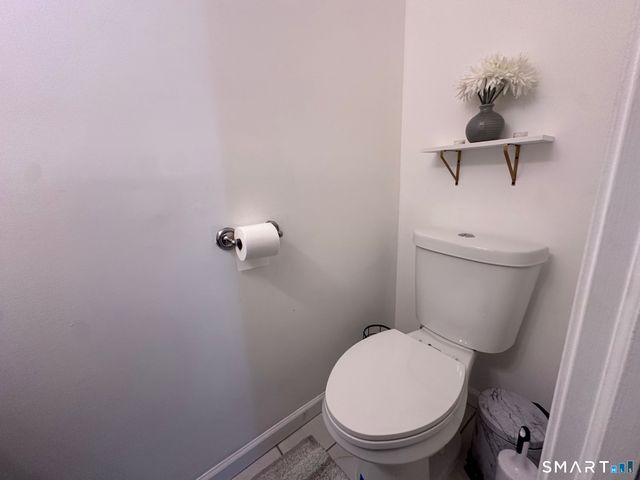 144 Churchill Drive 144, Newington, CT 06111