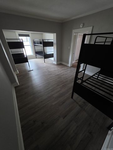 400 Clark Street, Hot Springs, AR 71913