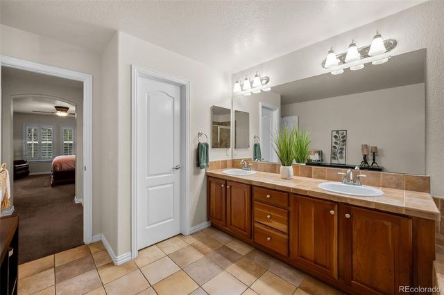 10676 Chandon Place, Littleton, CO 80126