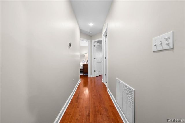 411 E Ferry Street, Detroit, MI 48202