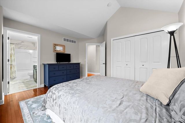 411 E Ferry Street, Detroit, MI 48202