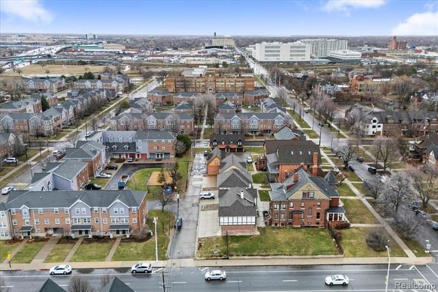 411 E Ferry Street, Detroit, MI 48202