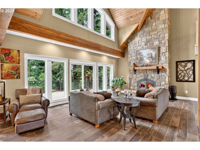 18965 Se SEMPLE Rd, Damascus, OR 97089