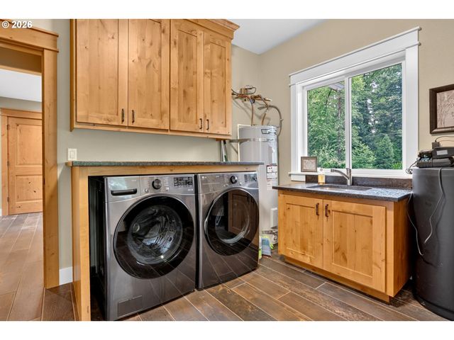 18965 Se SEMPLE Rd, Damascus, OR 97089