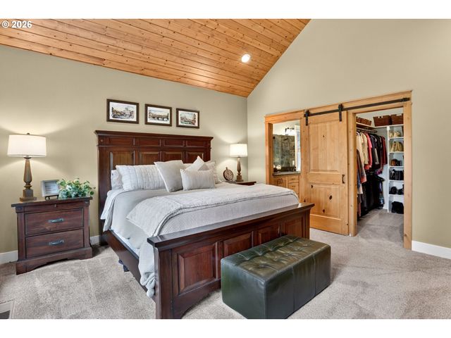 18965 Se SEMPLE Rd, Damascus, OR 97089