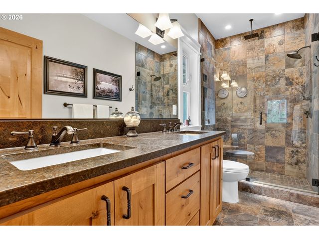 18965 Se SEMPLE Rd, Damascus, OR 97089