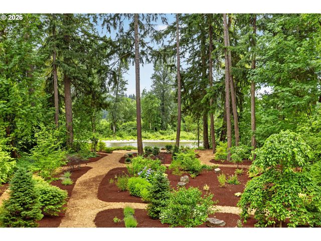 18965 Se SEMPLE Rd, Damascus, OR 97089
