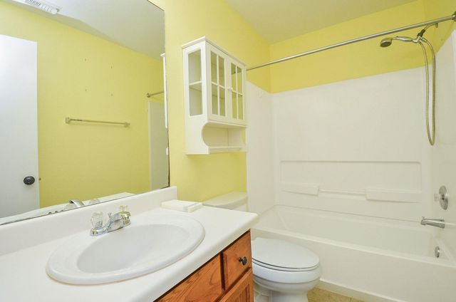 6138 Settlers Lake Circle E, Katy, TX 77449