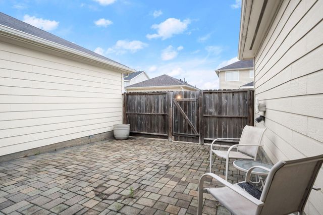 6138 Settlers Lake Circle E, Katy, TX 77449