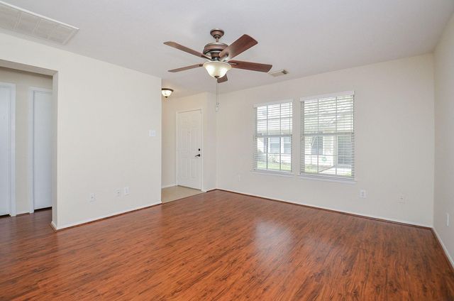 6138 Settlers Lake Circle E, Katy, TX 77449