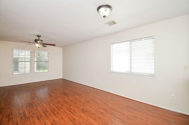 6138 Settlers Lake Circle E, Katy, TX 77449