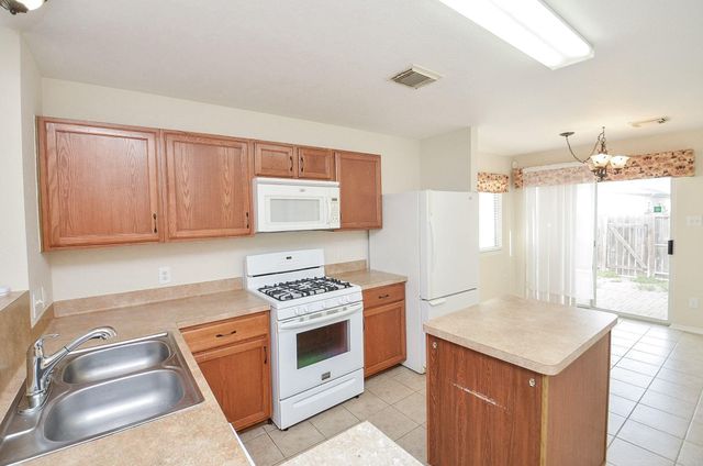 6138 Settlers Lake Circle E, Katy, TX 77449