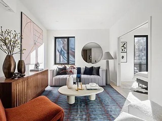 87 Oxford Street 404, Lynn, MA 01901