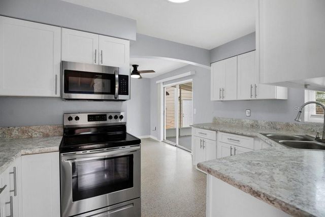1109 COBBLESTONE AVENUE, Deltona, FL 32725