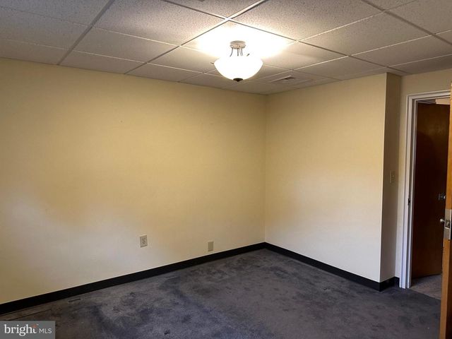 37 W HADDON AVE W, Oaklyn, NJ 08107