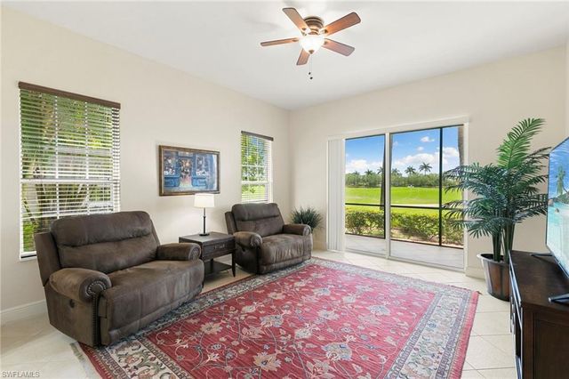 9066 Cascada WAY 101, Naples, FL 34114