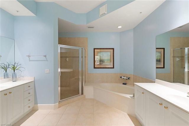 9066 Cascada WAY 101, Naples, FL 34114