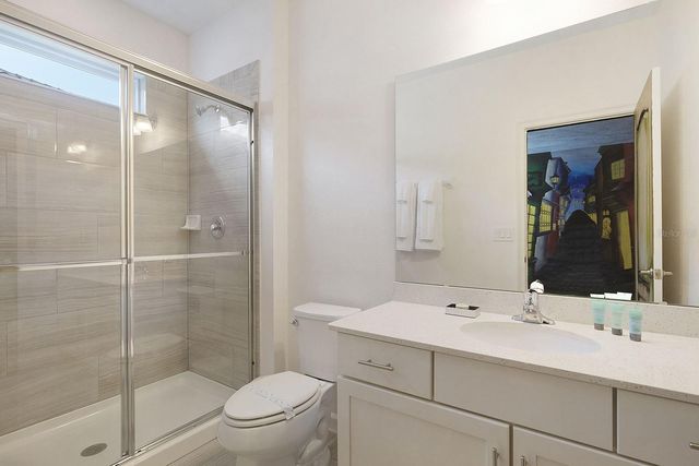 8009 OAK SHADOW COURT, Davenport, FL 33837