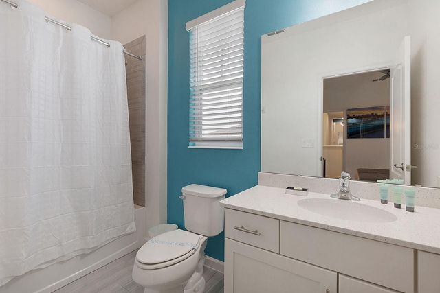 8009 OAK SHADOW COURT, Davenport, FL 33837