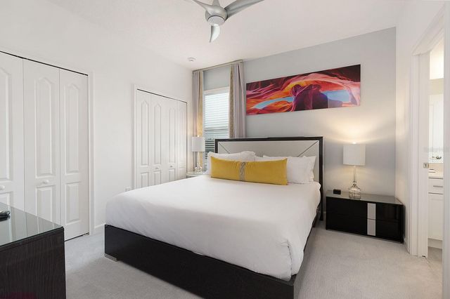 8009 OAK SHADOW COURT, Davenport, FL 33837