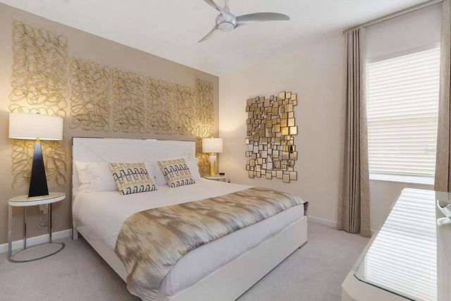 8009 OAK SHADOW COURT, Davenport, FL 33837