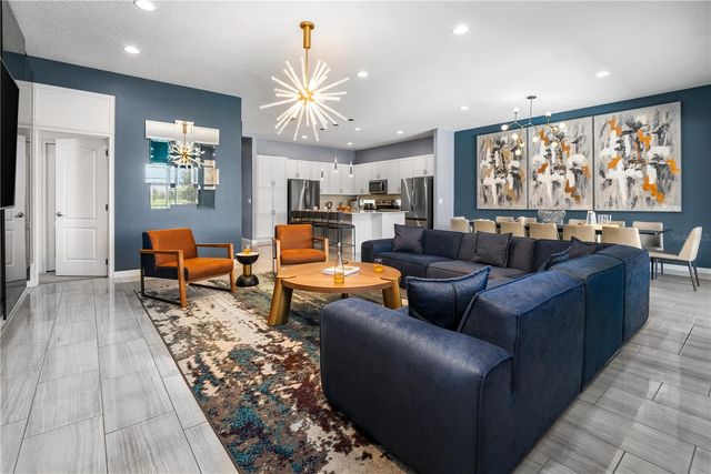 8009 OAK SHADOW COURT, Davenport, FL 33837