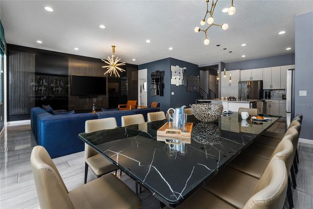 8009 OAK SHADOW COURT, Davenport, FL 33837