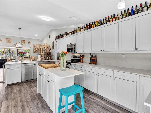 13621 SW 21st St, Miramar, FL 33027