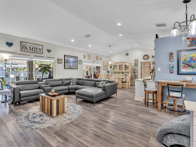 13621 SW 21st St, Miramar, FL 33027