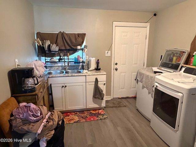 2212 Banks Lane E, Wilson, NC 27893