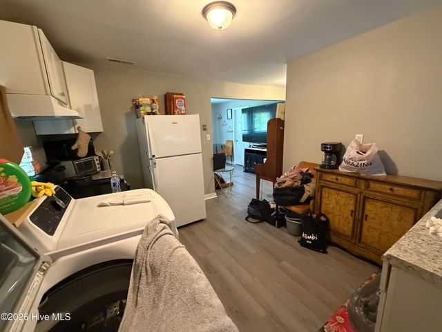 2212 Banks Lane E, Wilson, NC 27893