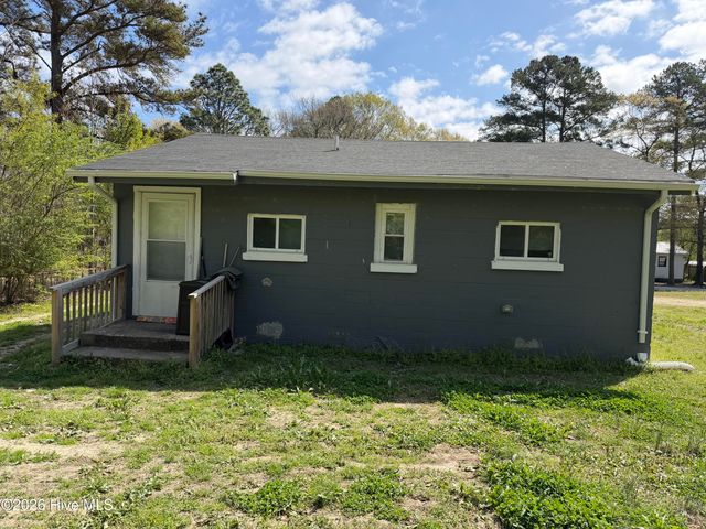 2212 Banks Lane E, Wilson, NC 27893