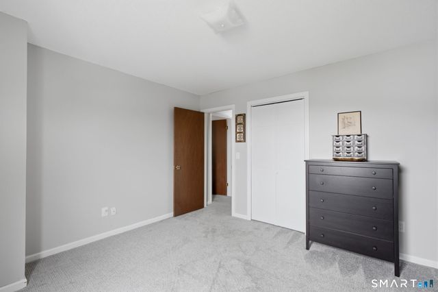 49 Bay Path Way 49, Branford, CT 06405