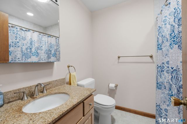 49 Bay Path Way 49, Branford, CT 06405