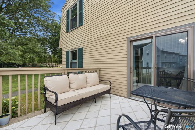49 Bay Path Way 49, Branford, CT 06405