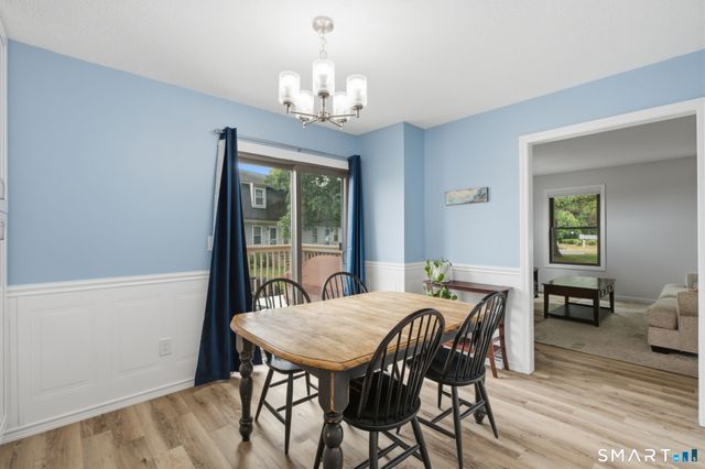 49 Bay Path Way 49, Branford, CT 06405