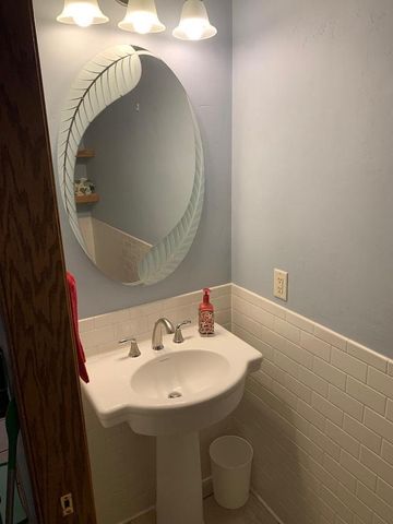 2223 HOPF LANE, De Pere, WI 54115