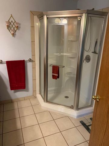 2223 HOPF LANE, De Pere, WI 54115
