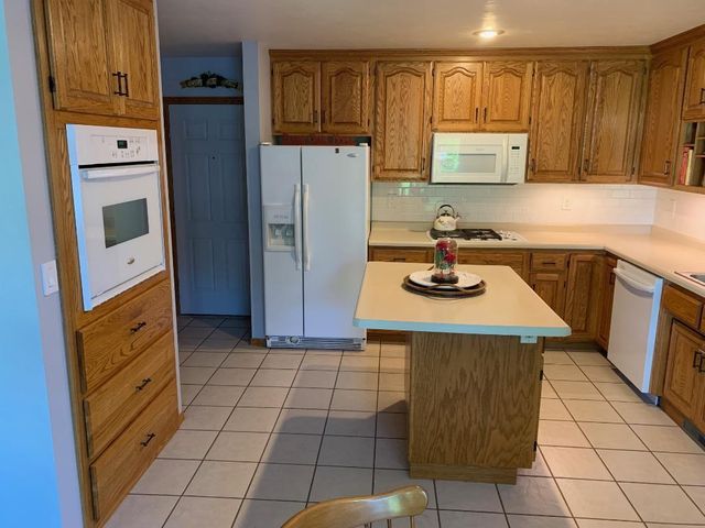 2223 HOPF LANE, De Pere, WI 54115