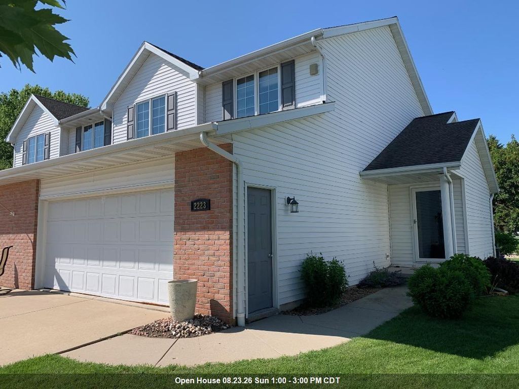 2223 HOPF LANE, De Pere, WI 54115