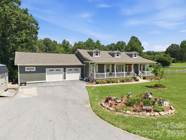 60 Shacoba Lane 1, Hendersonville, NC 28792
