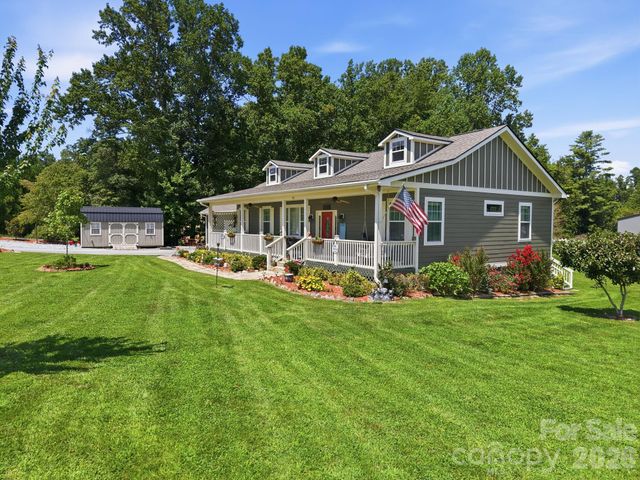 60 Shacoba Lane 1, Hendersonville, NC 28792