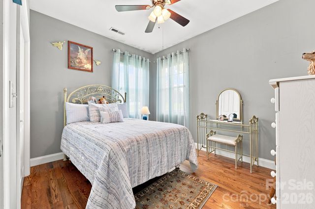 60 Shacoba Lane 1, Hendersonville, NC 28792