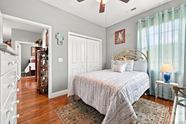 60 Shacoba Lane 1, Hendersonville, NC 28792