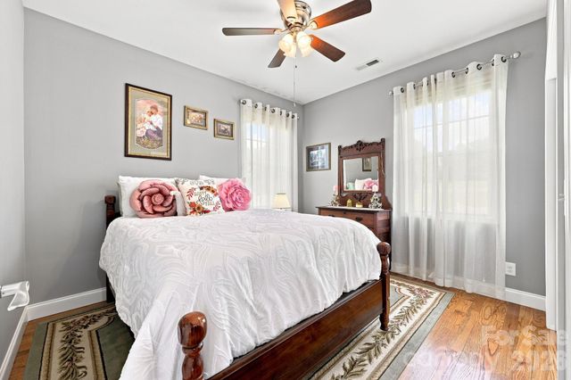 60 Shacoba Lane 1, Hendersonville, NC 28792