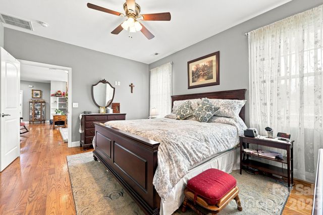 60 Shacoba Lane 1, Hendersonville, NC 28792