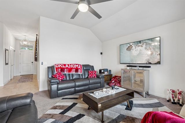 516 NE 23rd Avenue, Norman, OK 73071