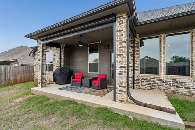 516 NE 23rd Avenue, Norman, OK 73071