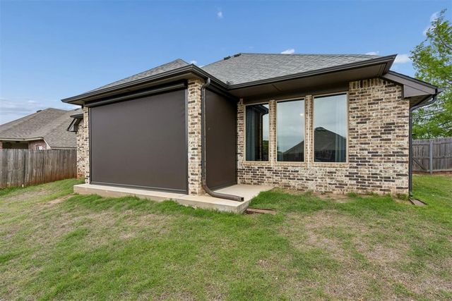 516 NE 23rd Avenue, Norman, OK 73071